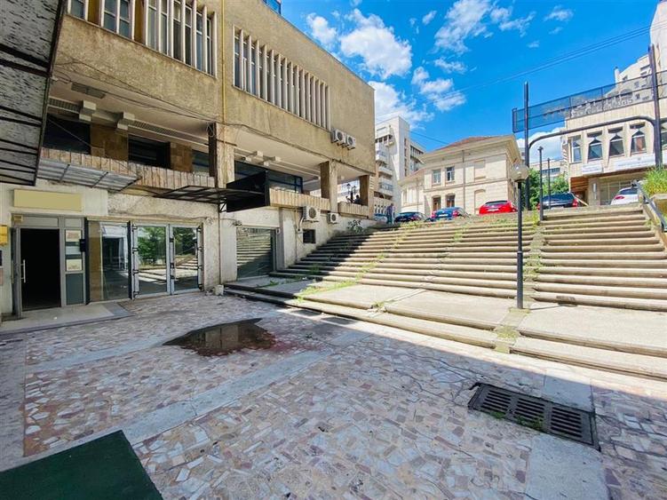Birou, de 331 mp, în Centru Civic