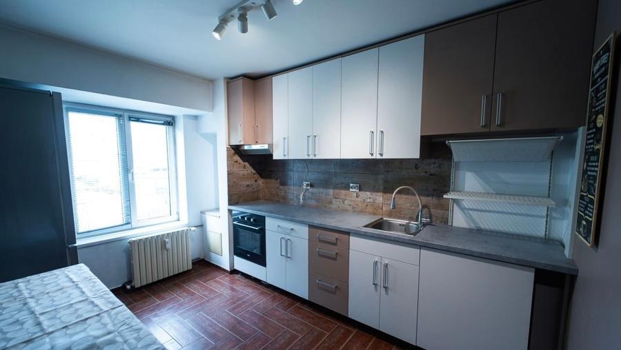 Apartament cu 2 camere decomandat în Calea Călărașilor