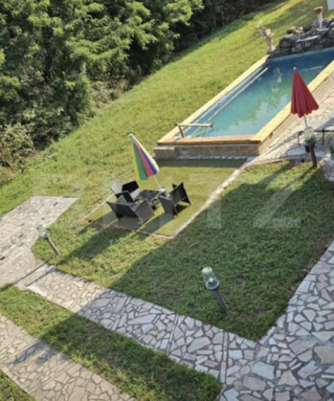 Casă cu 3 camere cu Teren 3400 Mp în Luncoiu de Sus