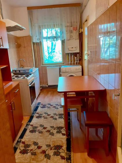 Inchiriez apartament 2 camere in Braila - 1