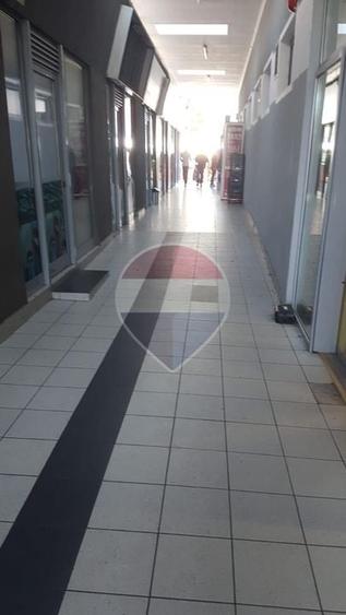 Spațiu comercial, de 48 mp, în Domenii