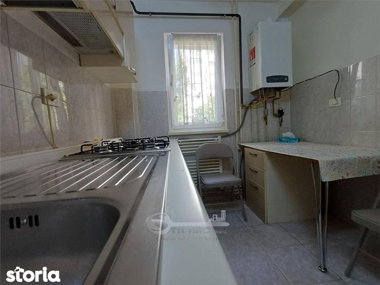 Apartament cu 2 camere decomandat, mobilat în Mircea cel Bătrân