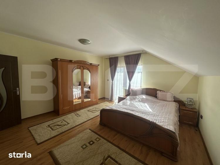 Casă cu 6 camere cu Teren 853 Mp în Păulești