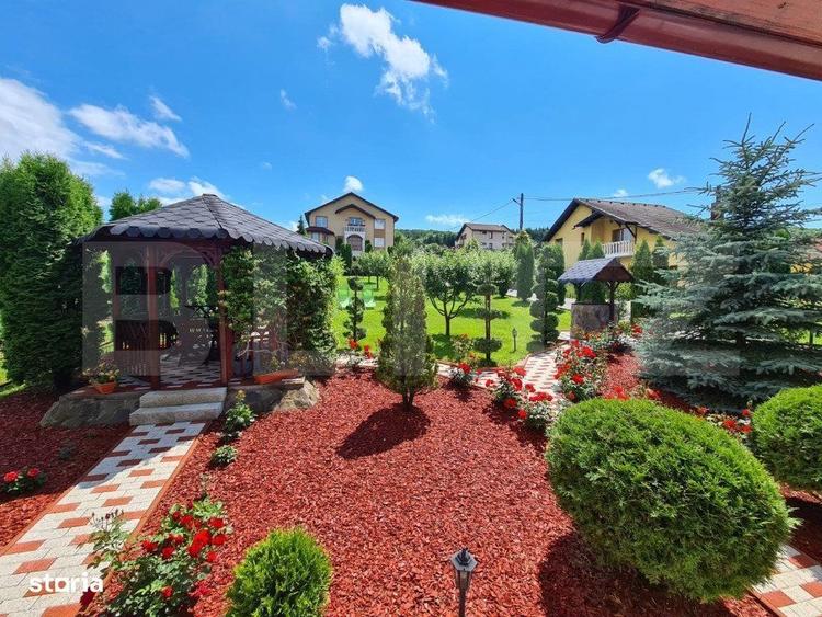Casă cu 4 camere în Ivănești