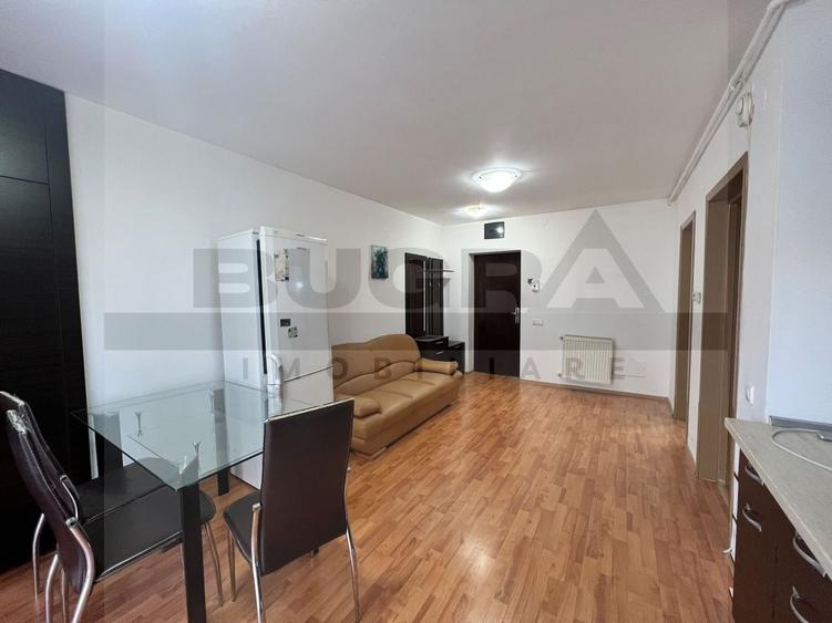 Apartament cu 2 camere semidecomandat în Chinteni
