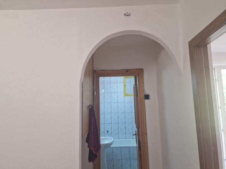 Apartament cu 2 camere decomandat în Mărăței