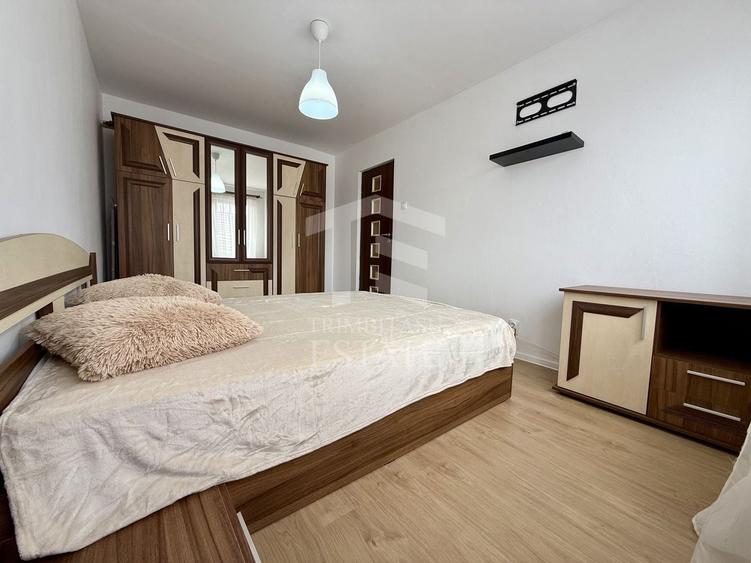 Apartament cu 3 camere decomandat, mobilat în Complex Studențesc
