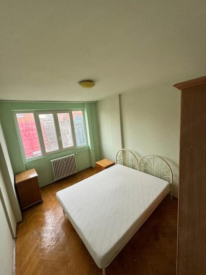 Apartament cu 2 camere semidecomandat în Ultracentral