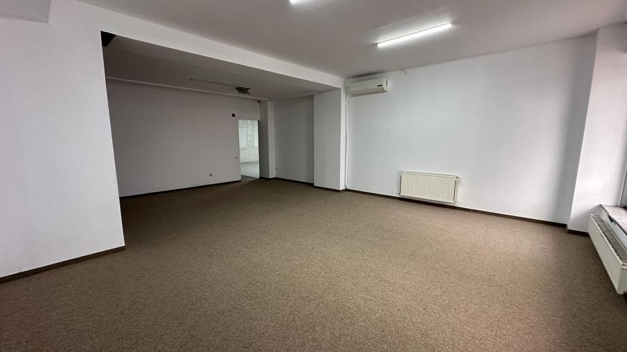 Spațiu comercial, de 250 mp, în ICIL