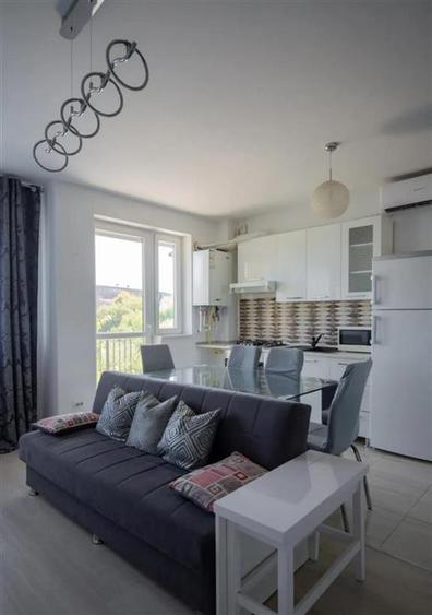 Apartament cu 2 camere decomandat, mobilat în Bucium