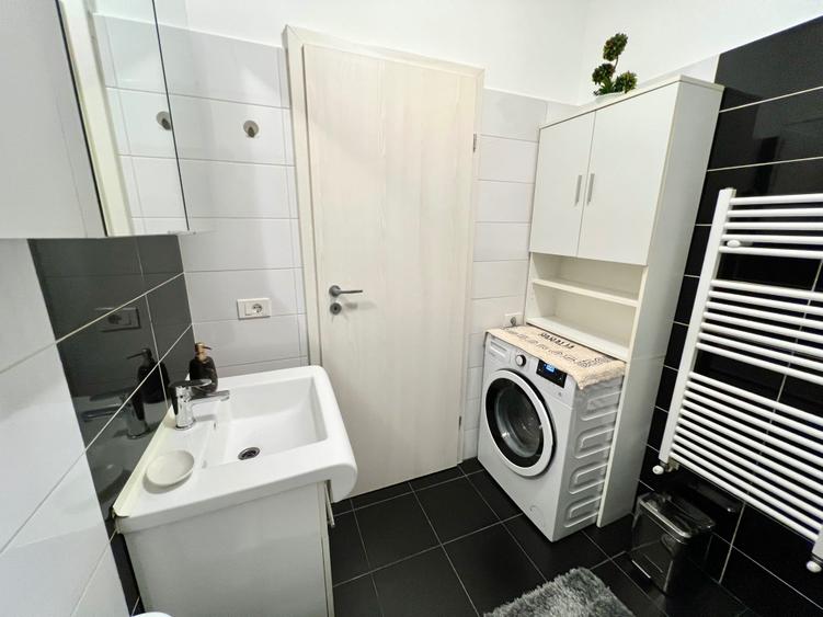 Apartament cu 2 camere decomandat în Metalurgiei