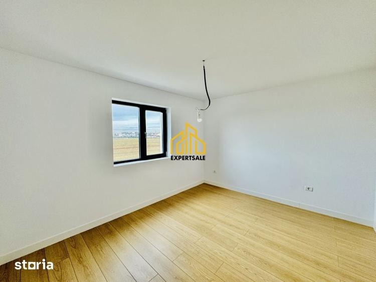 Casă cu 4 camere cu Teren 330 Mp în Clinceni