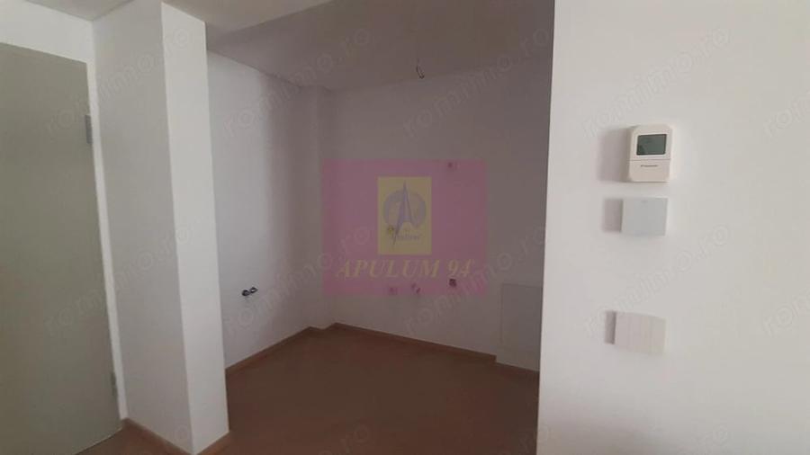 Garsonieră decomandată în Unirii