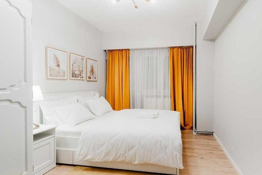 Apartament cu 3 camere decomandat în Zorilor