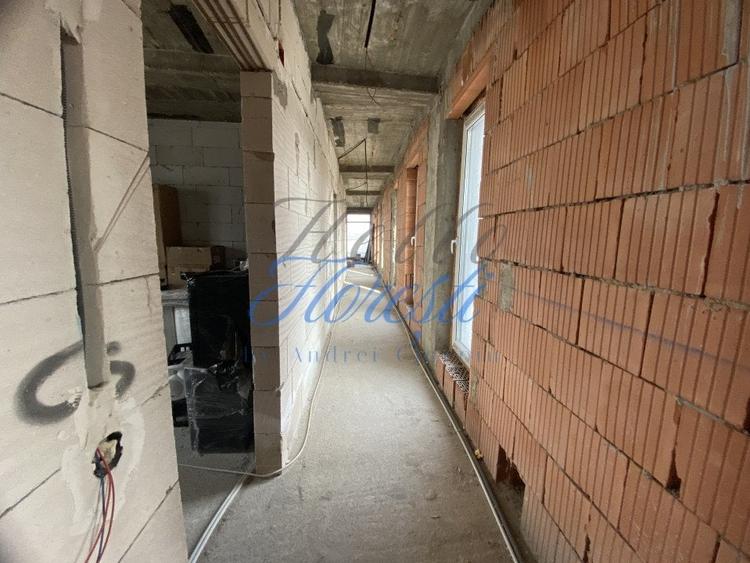 Spațiu comercial, de 400 mp, în Gilău