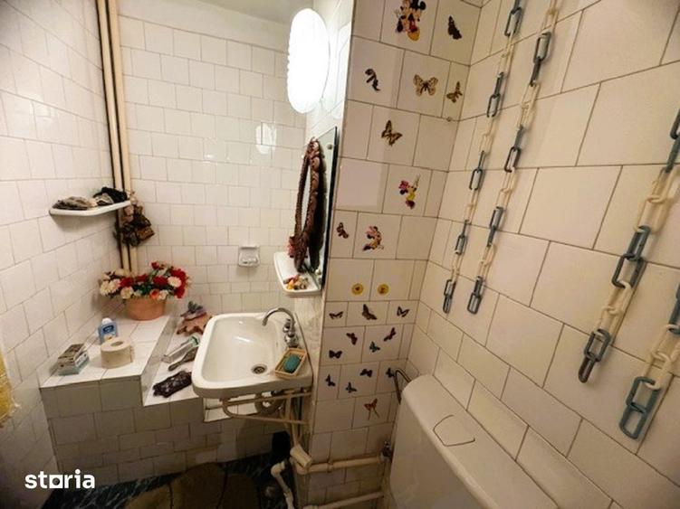 Apartament cu 4 camere decomandat în Central