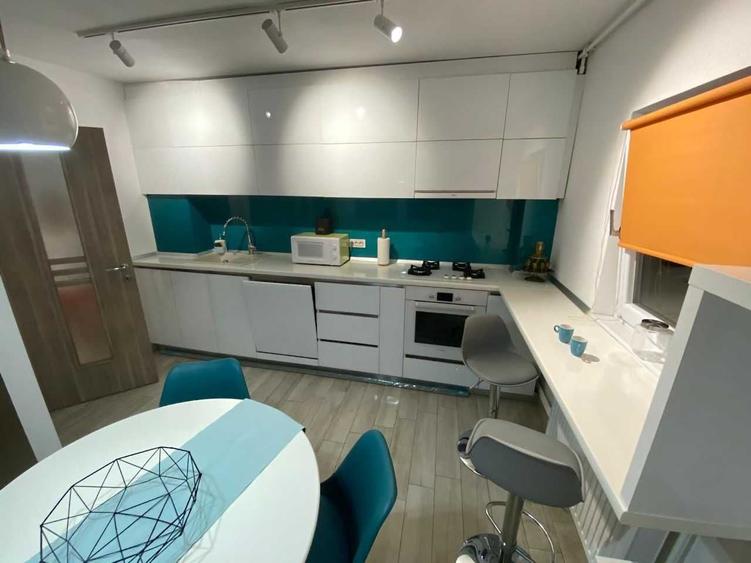 Apartament cu 2 camere decomandat în Popoveni