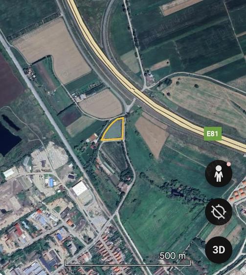 Teren de 4400 mp, în Central