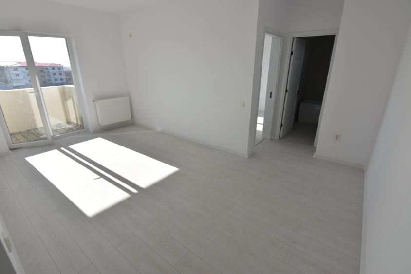Apartament cu 2 camere decomandat în Bragadiru