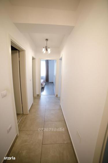 Apartament cu 2 camere decomandat în Tractorul