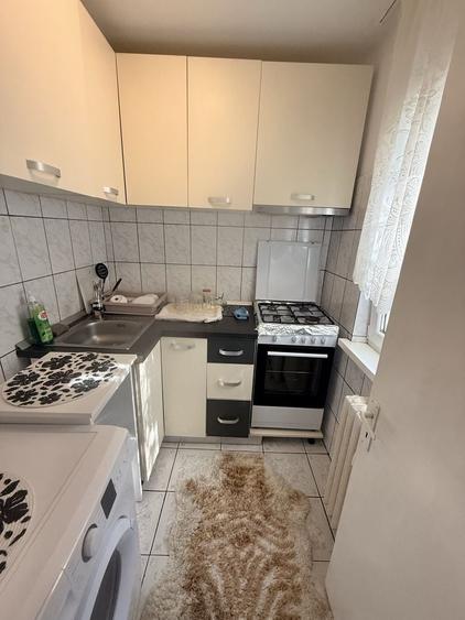Apartament cu 2 camere semidecomandat în Brătianu