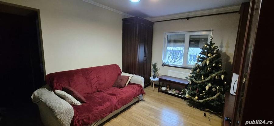 Apartament cu 4 camere decomandat în Bucovina