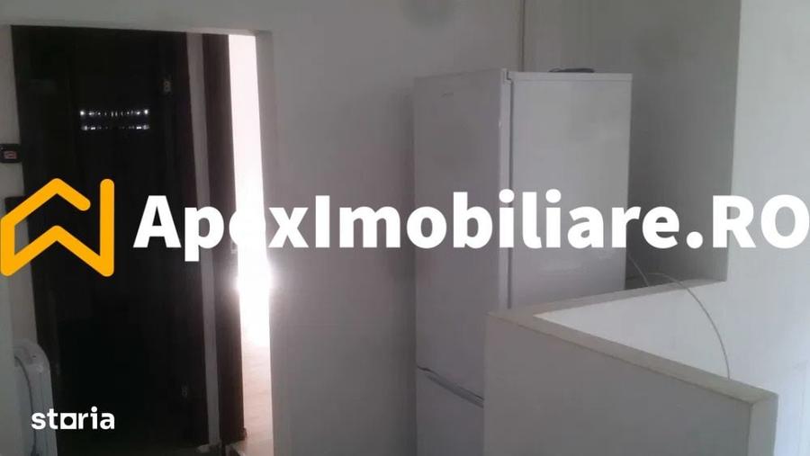 Apartament cu 2 camere decomandat în Centrul Civic