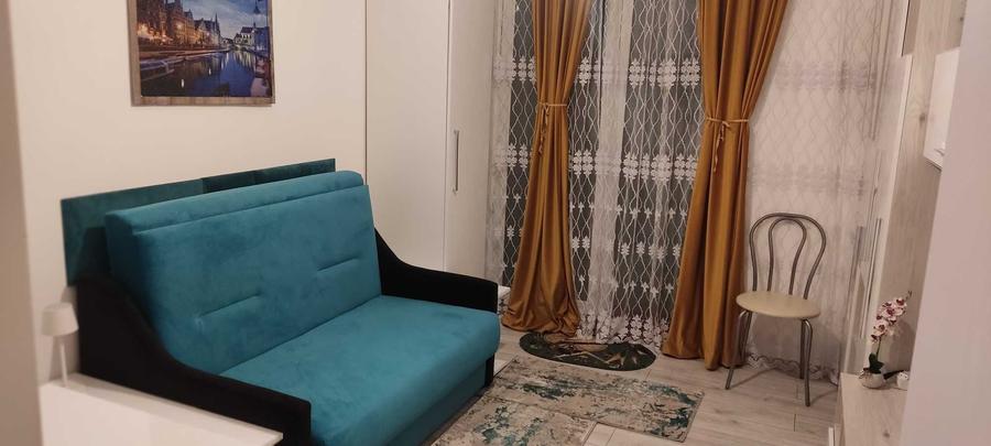 Apartament cu 2 camere semidecomandat în Florești