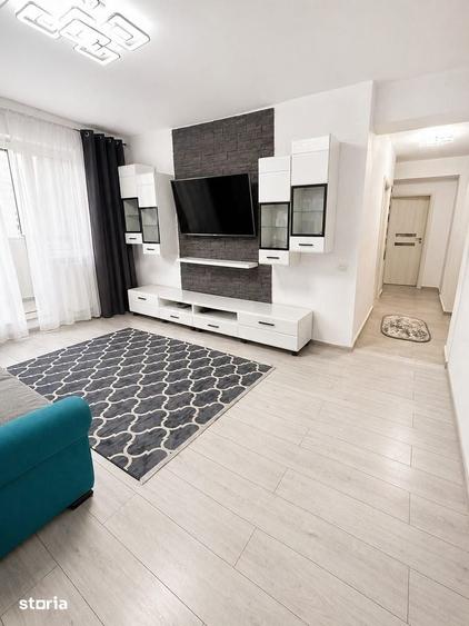Apartament cu 3 camere decomandat în Chiajna
