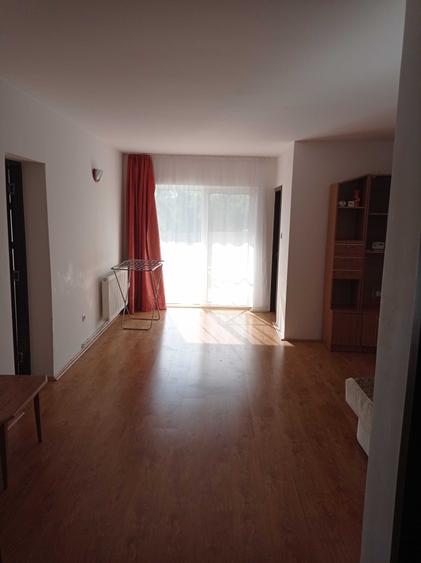 Apartament de inchiriat! - 1