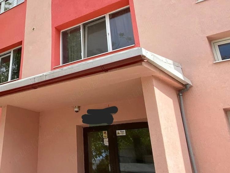 Garsonieră semidecomandată în UMT