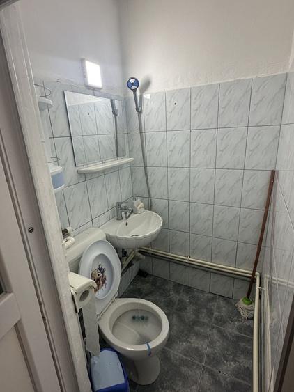 Garsonieră decomandată în Războieni