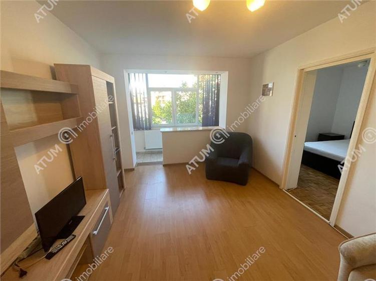 Apartament cu 2 camere decomandat, mobilat în Hipodrom 1