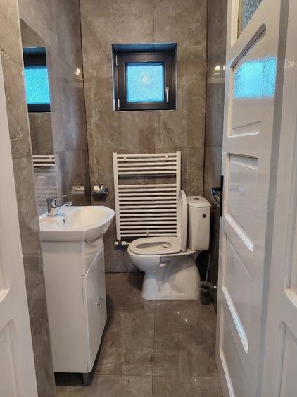 Casă cu Teren 275 Mp în Central