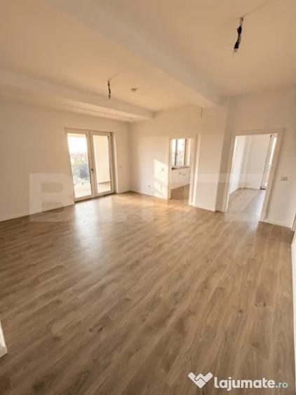 Apartament cu 2 camere decomandat în Sud