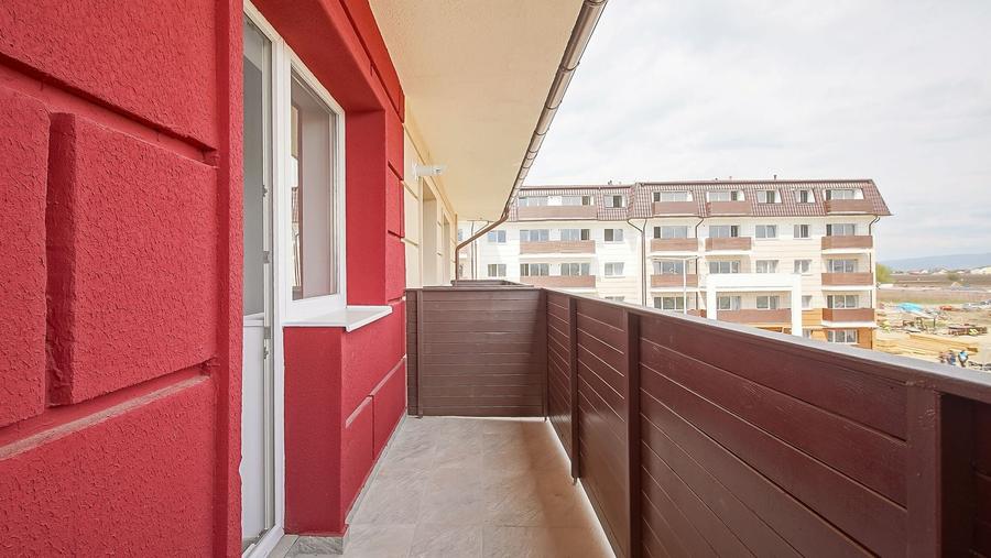 Apartament cu 3 camere decomandat în Sânpetru