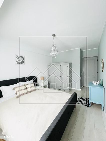 Apartament cu 3 camere decomandat în Piața Cluj