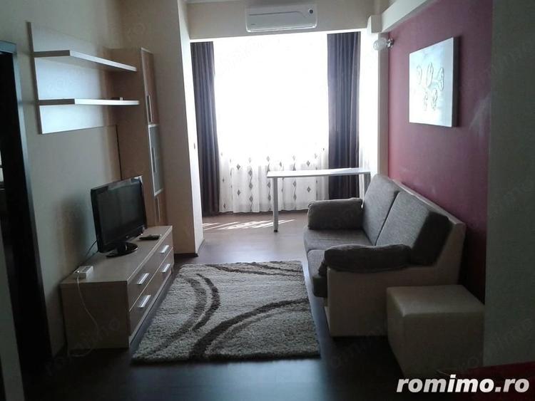 Garsonieră decomandată în Domenii
