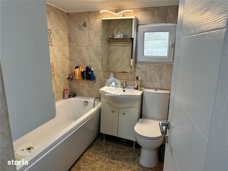 Casă cu 3 camere în Rusenii Vechi