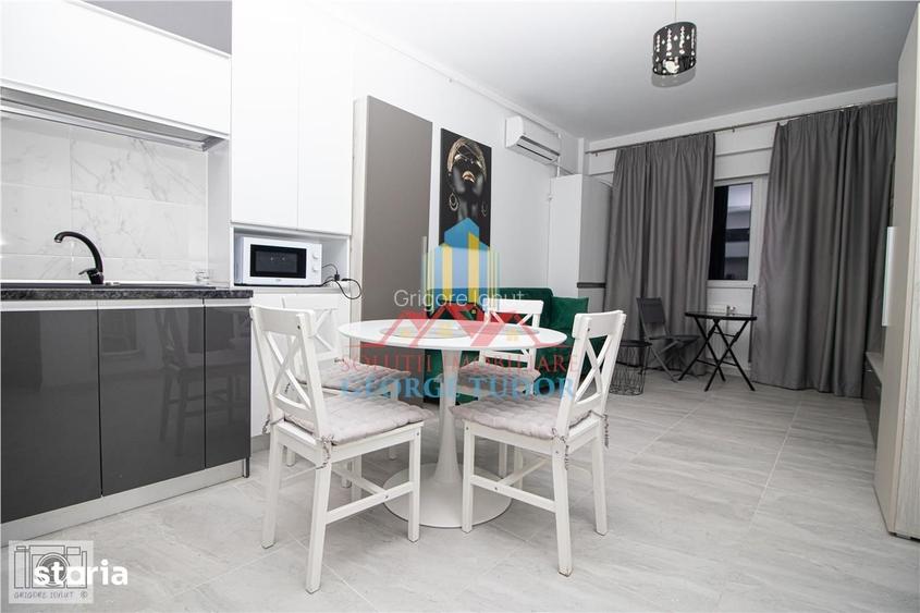 Studio 45 mp. Str. Rezervelor 54, Bl 2 (langa Roz Cafe) Parcare - La L