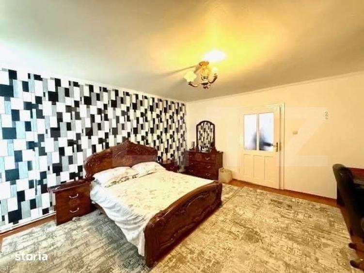 Casă cu 4 camere semidecomandat cu Teren 700 Mp în Central