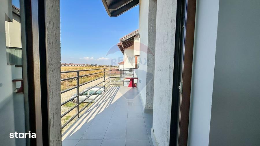 Apartament cu 3 camere decomandat, mobilat în Central