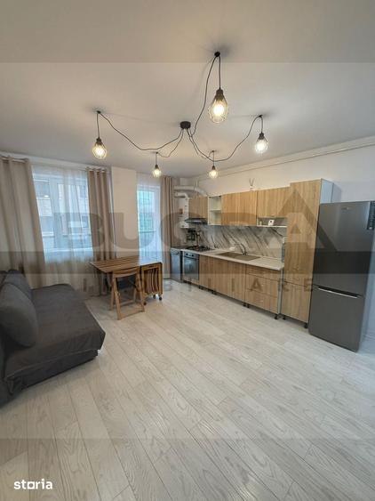 Apartament cu 2 camere semidecomandat în Chinteni