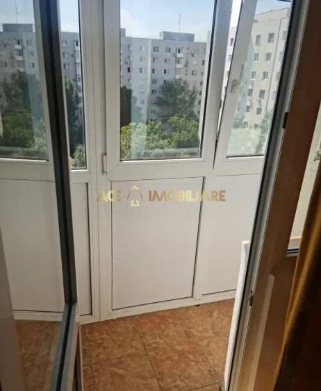 Apartament cu 2 camere decomandat, mobilat în Victoriei