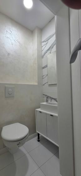 Apartament cu 3 camere decomandat în Cantacuzino
