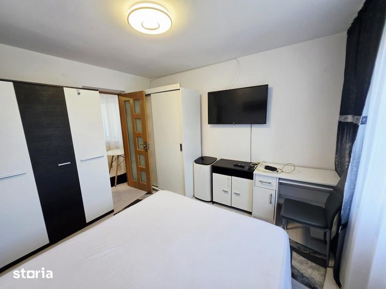 Apartament cu 3 camere decomandat în Vest