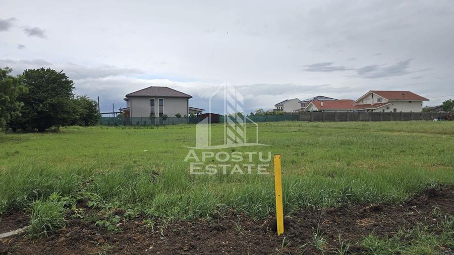 Teren Construcții intravilan de 757 mp, în Dumbrăvița