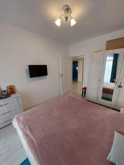 Apartament cu 3 camere decomandat în Valea Lupului