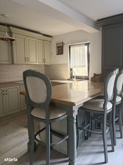 Casă cu 4 camere cu Teren 450 Mp în Bârnova