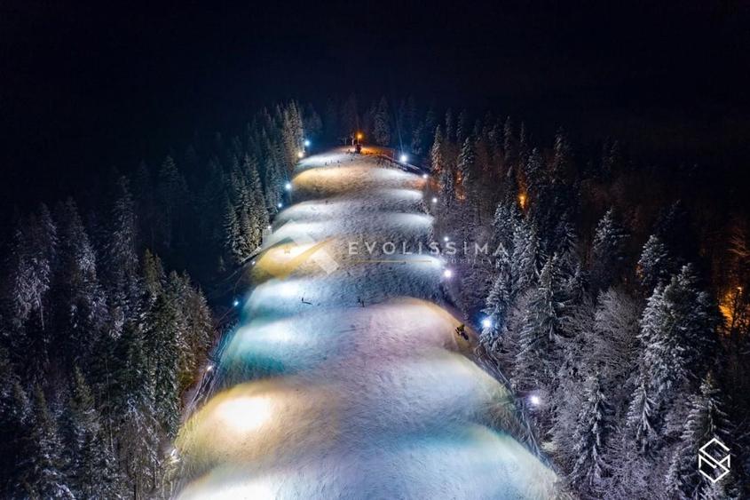 Hotel/Pensiune, de 3,400 mp, în Predeal